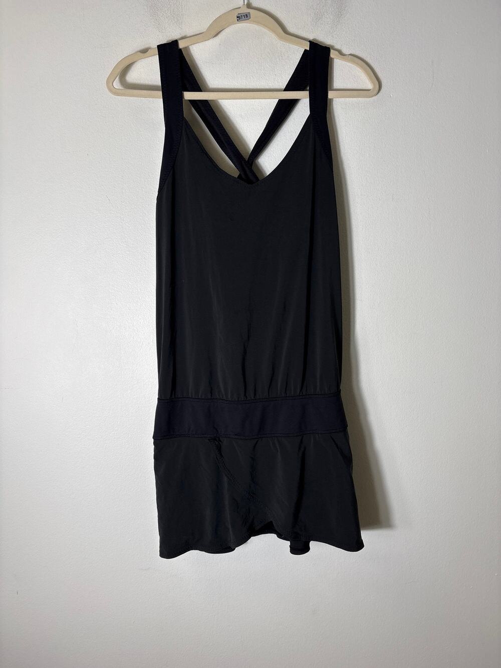 Lululemon Black V-Neck Athletic Dress Sz 8